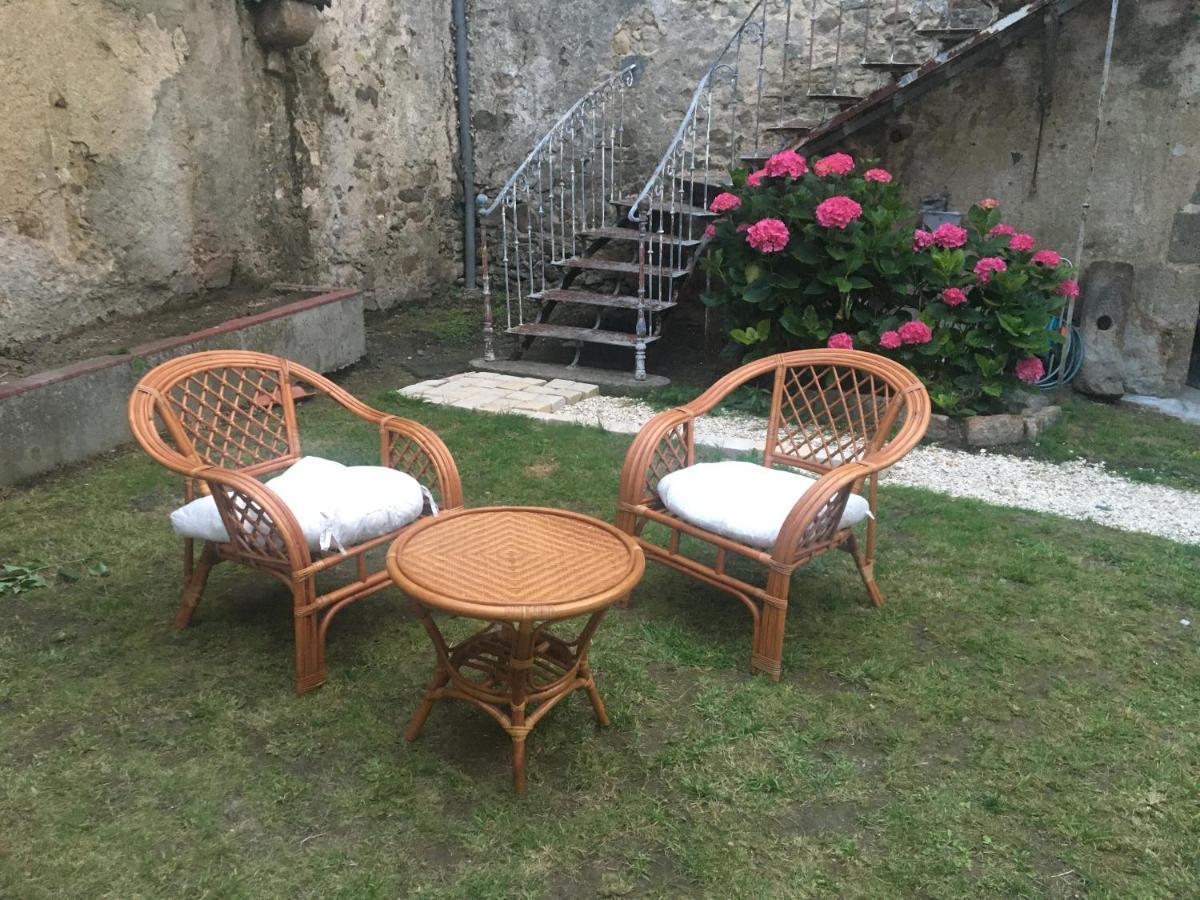 Un Dimanche Chez Julie Chambre Celestine Parthenay Εξωτερικό φωτογραφία