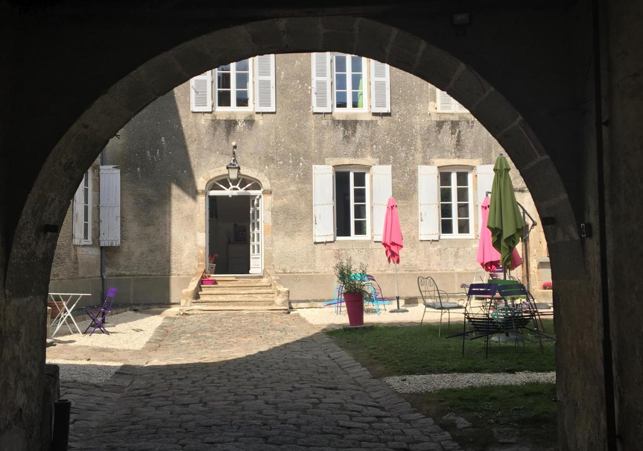 Un Dimanche Chez Julie Chambre Celestine Parthenay Εξωτερικό φωτογραφία